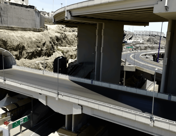 Replace the Labour photos